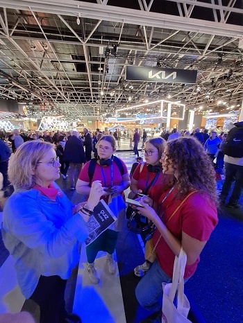 Mondial de l’automobile de Paris avec Elles Bougent 
